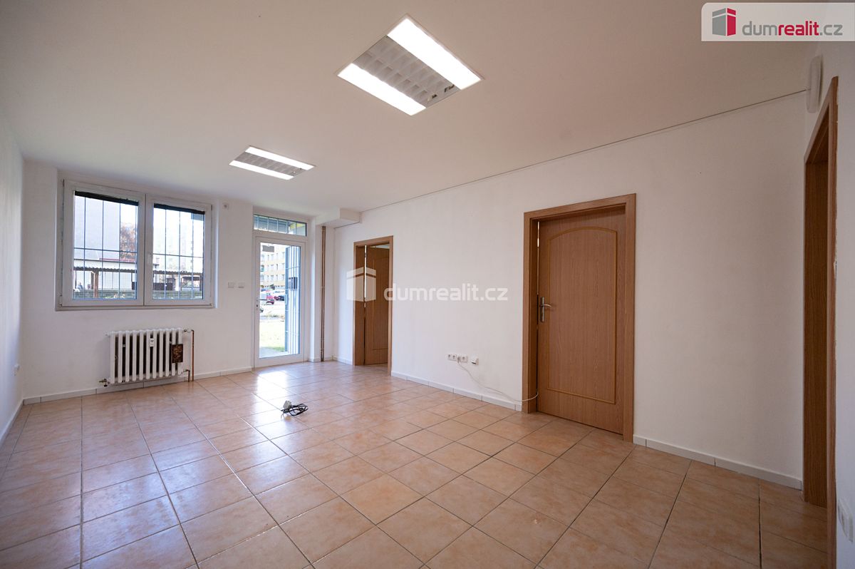 Prodej obchodního prostoru 50 m² – fotografie 5