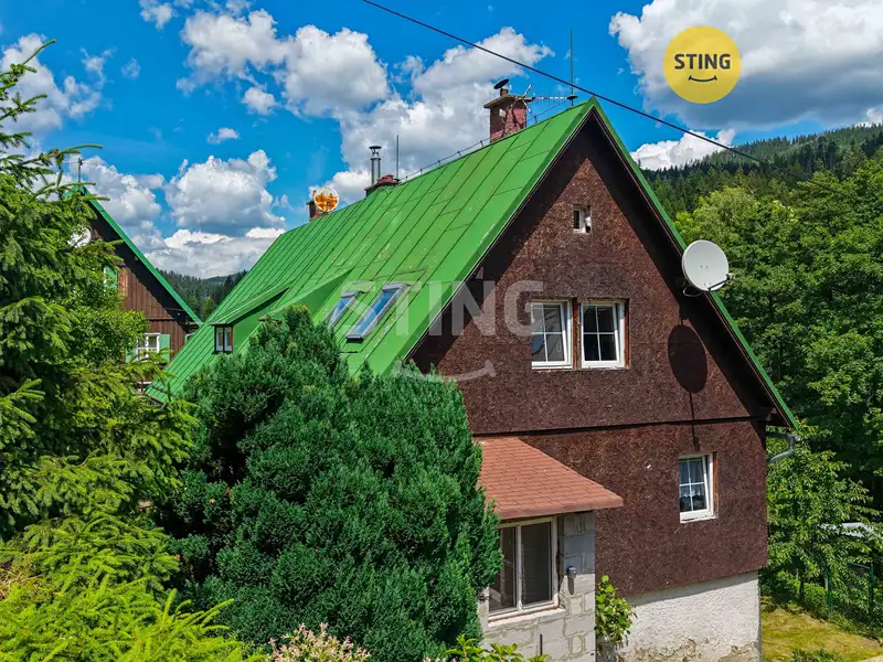 Prodej rodinného domu 163 m², pozemek 271 m², Vrchlabí – náhled fotky 1