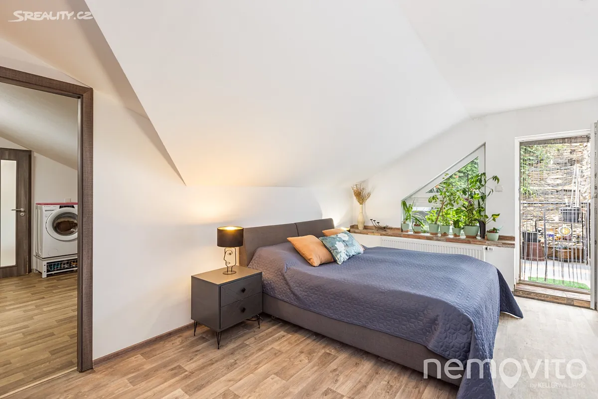 Prodej rodinného domu 151 m², pozemek 296 m² – další