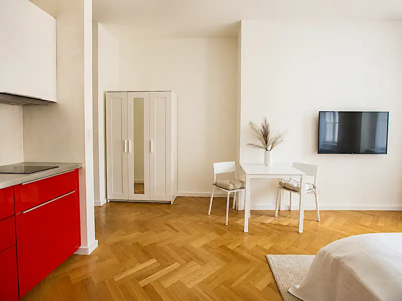 Prodej bytu 1+kk 30 m², Praha – náhled fotky 3