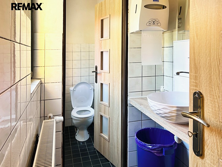 Комерційне приміщення на продаж, 510 м² (10 з 41)