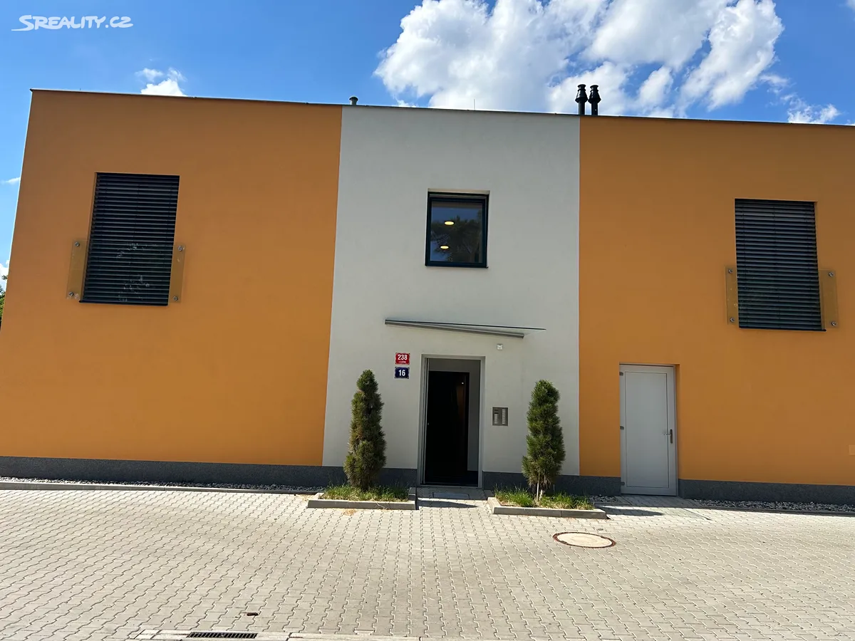 Pronájem bytu 1+kk 22 m², Praha