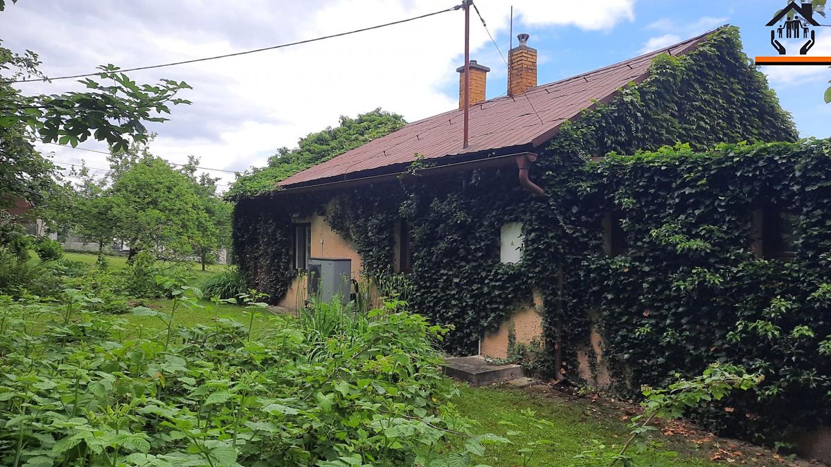 Prodej rodinného domu 105 m², pozemek 1068 m² – fotografie 2