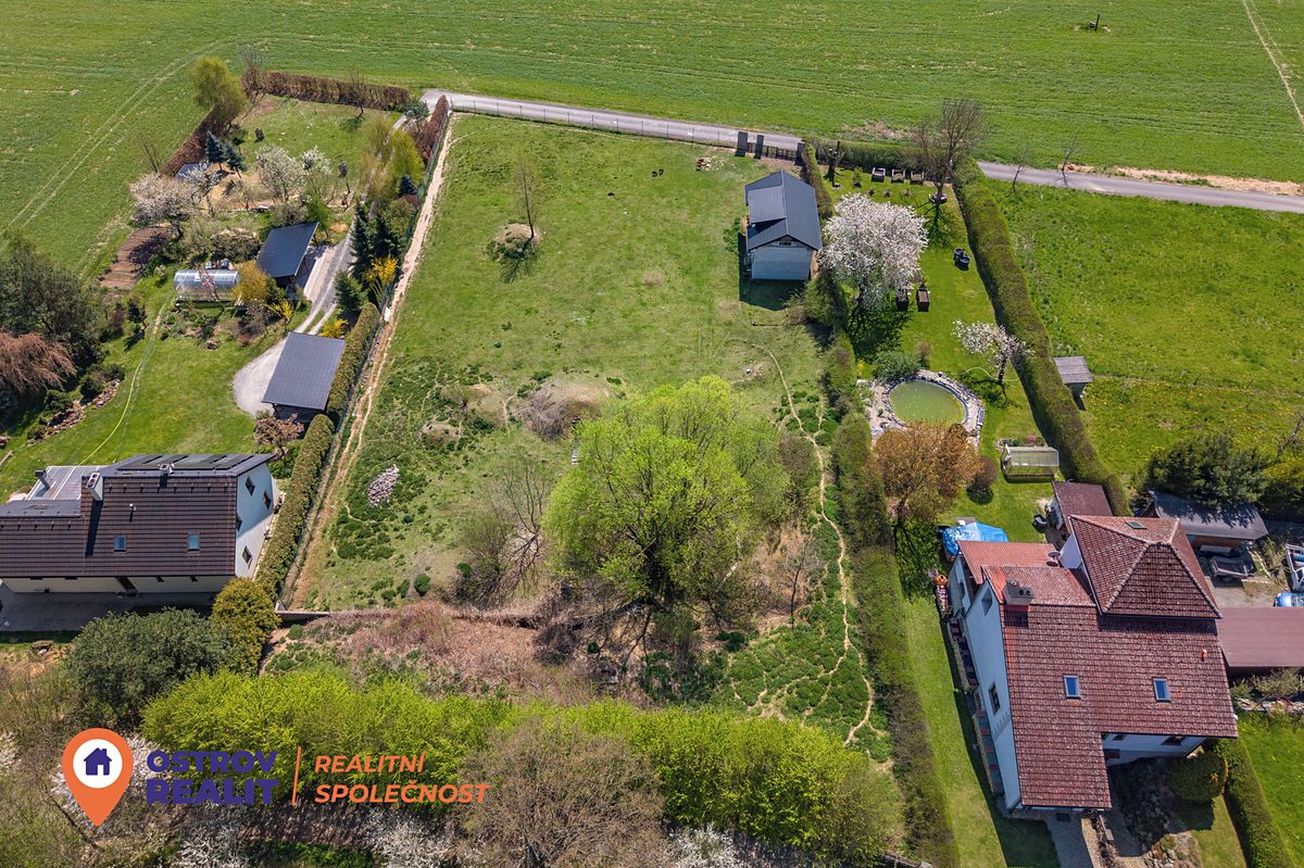Prodej stavebního pozemku 4004 m² – fotografie 3