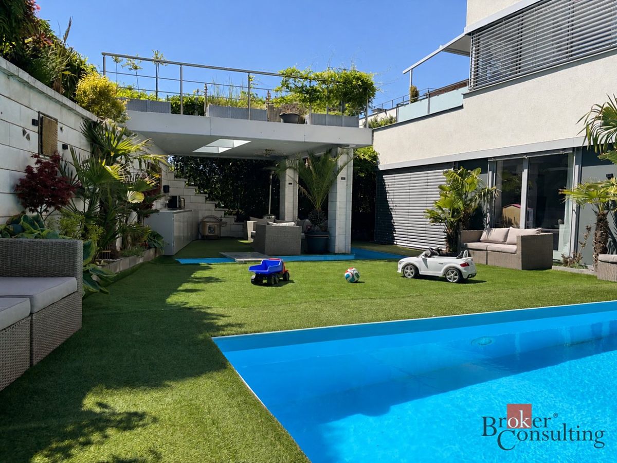 Prodej bytu 5+kk 128 m²