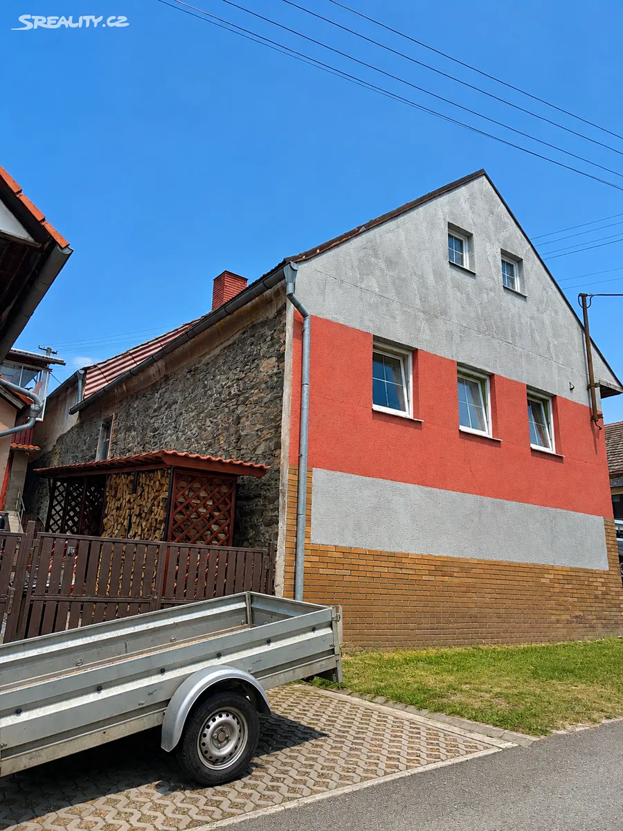 Prodej rodinného domu 190 m², pozemek 406 m², Srby