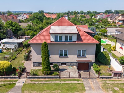 Prodej  vícegeneračního domu 340 m², pozemek 883 m²