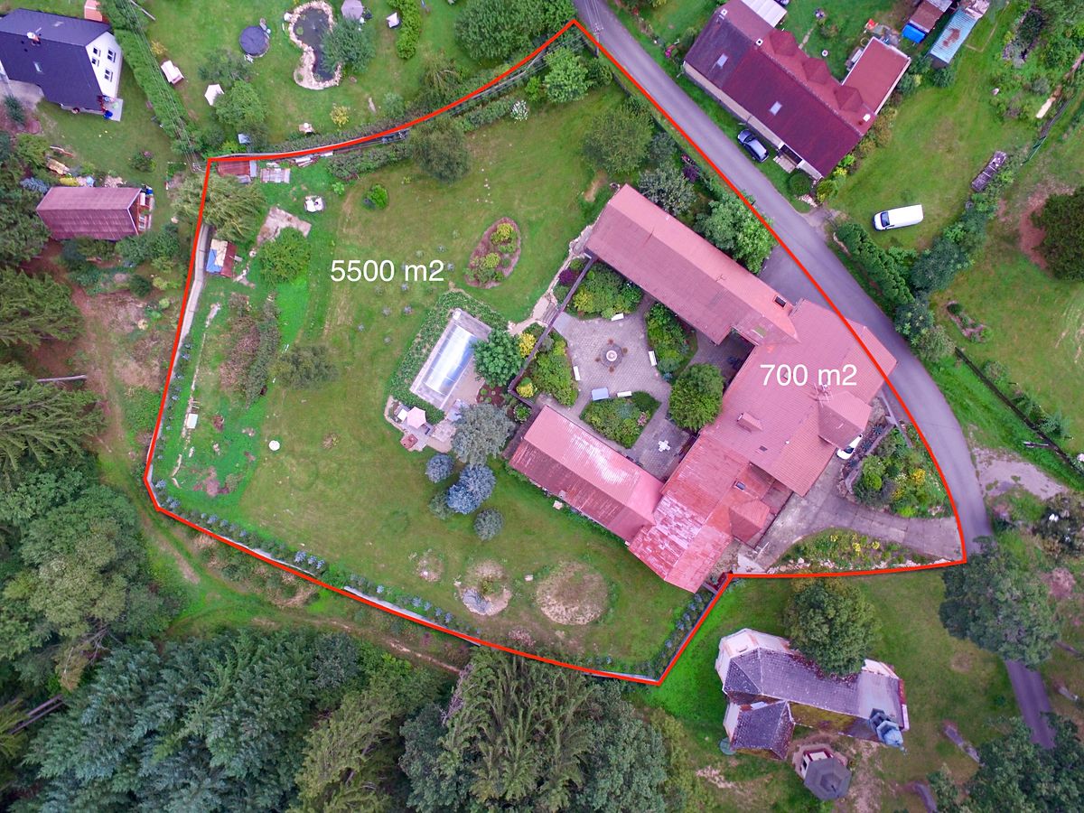 Prodej vícegeneračního domu 1100 m², pozemek 5457 m² – fotografie 5