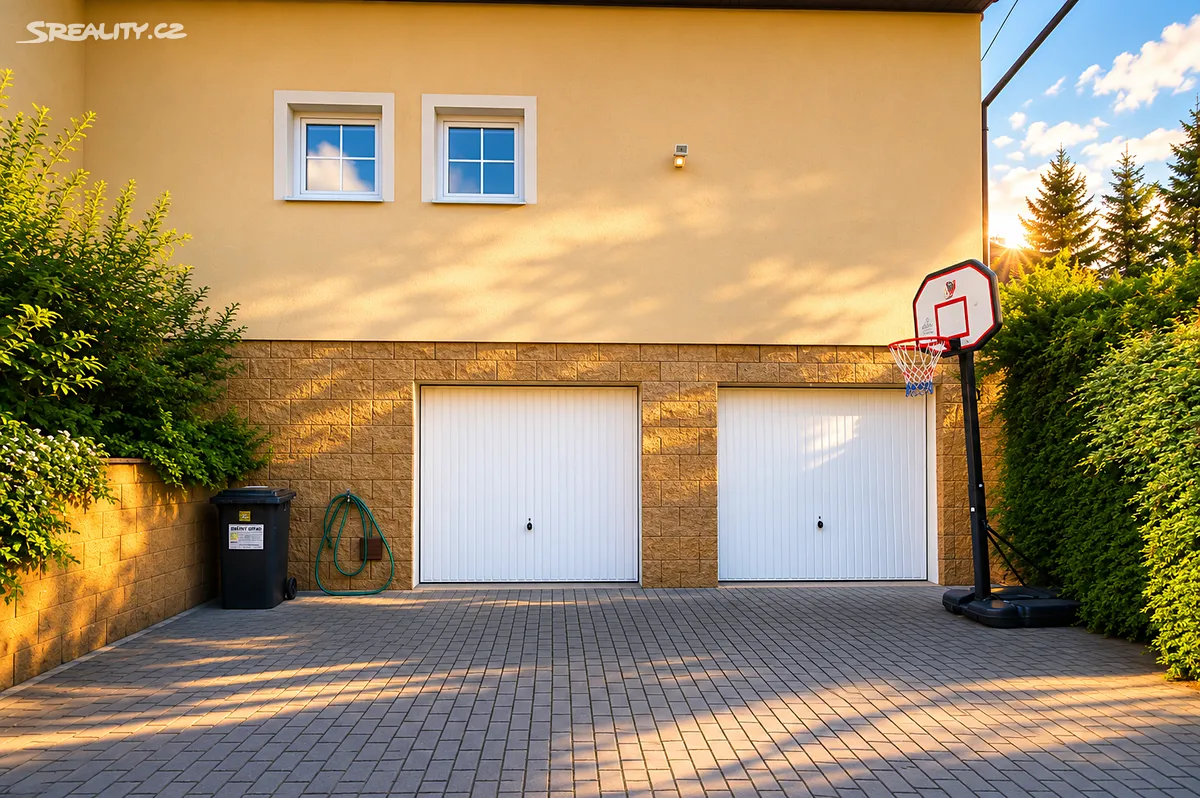 Pronájem rodinného domu 251 m², pozemek 1177 m² – pohled 6