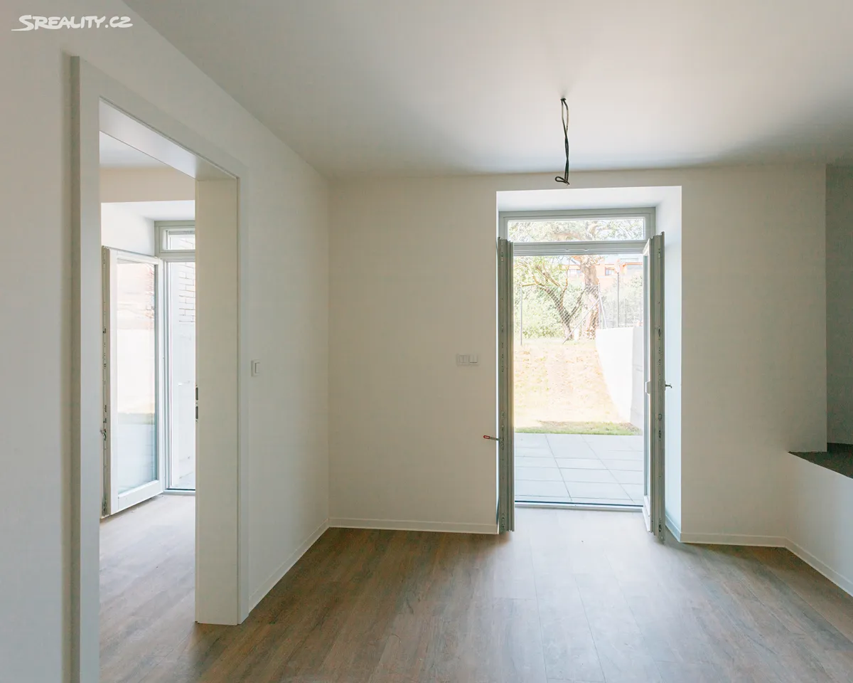 Prodej bytu 2+kk 39 m² – pohled 6