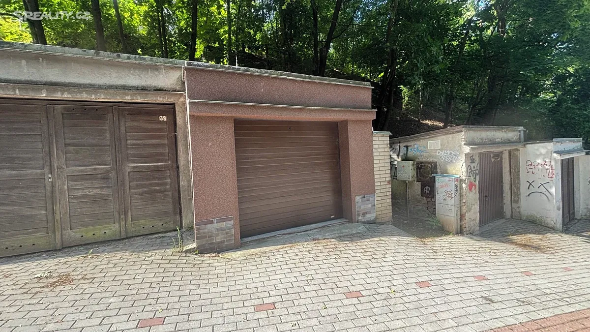 Prodej garáže 14 m², Brno