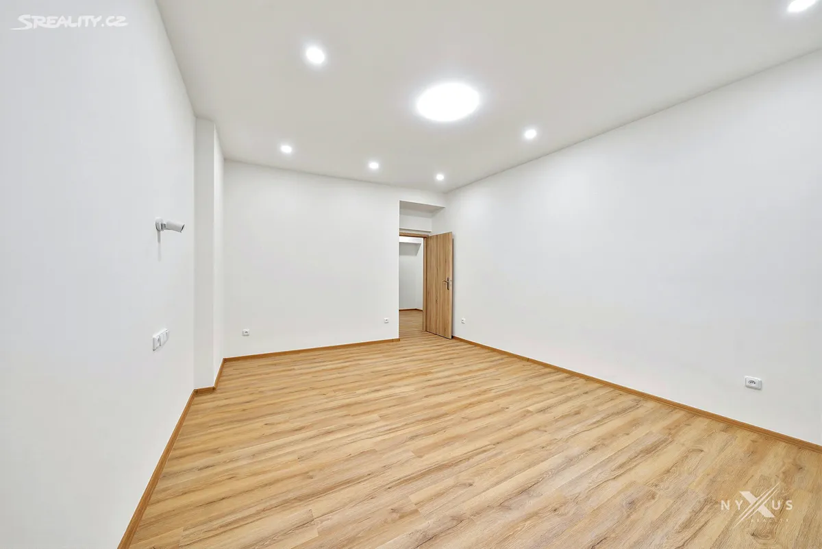 Prodej bytu 2+kk 61 m² – pohled 6