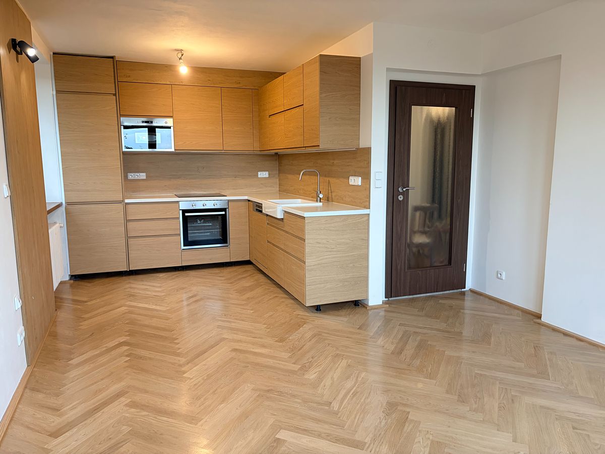 Pronájem bytu 2+kk 48 m²