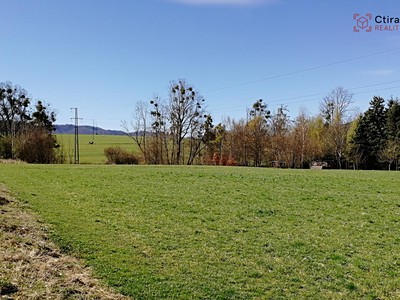 Prodej  stavebního pozemku 1 640 m²