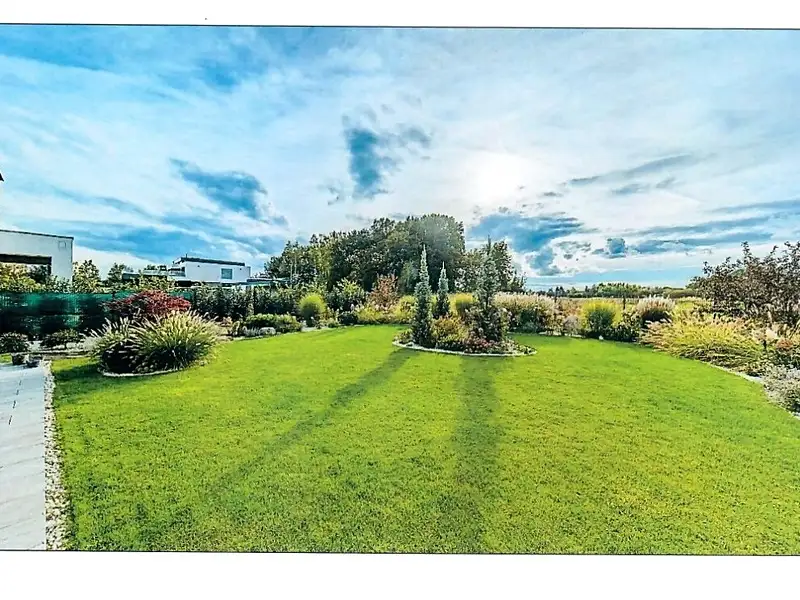 Prodej rodinného domu 195 m², pozemek 723 m², Praha – náhled fotky 3