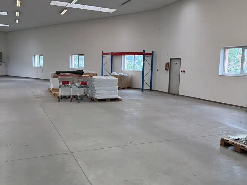 Pronájem skladového prostoru 614 m², Brno – náhled fotky 1