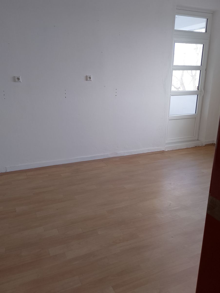 Pronájem kanceláře 22 m² – fotografie 3