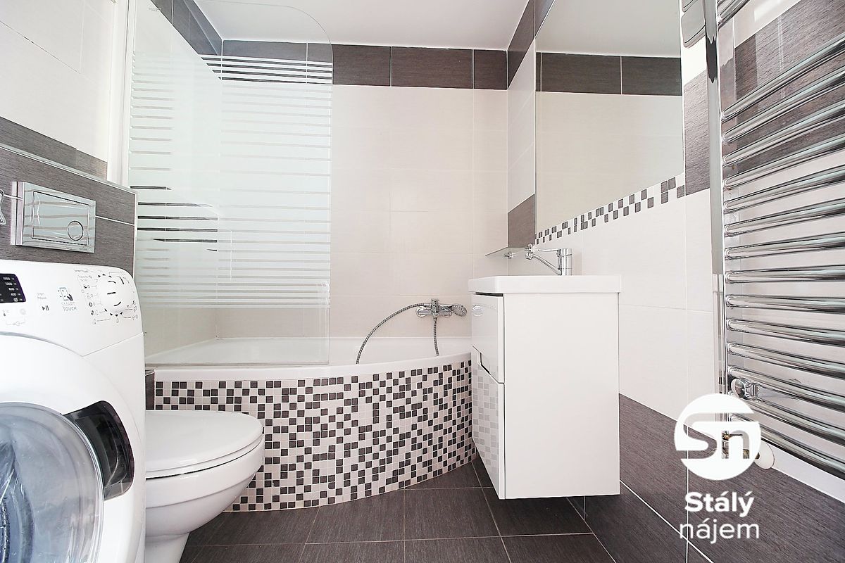 Pronájem bytu 1+kk 35 m²