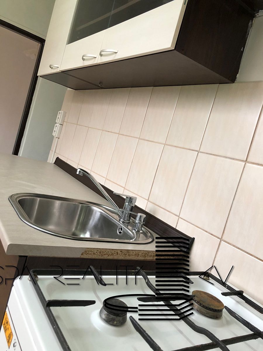 Pronájem bytu 1+1 36 m² – fotografie 4