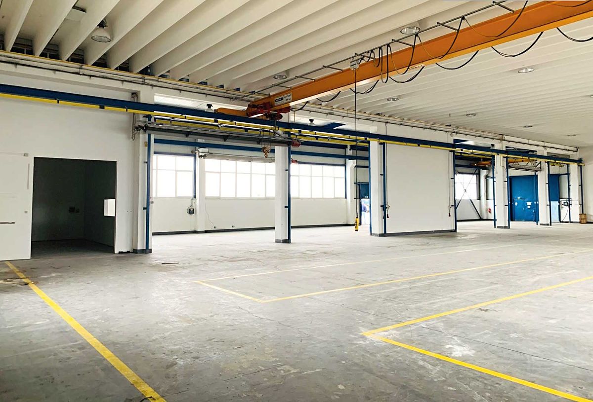 Pronájem skladového prostoru 1336 m² – fotografie 4