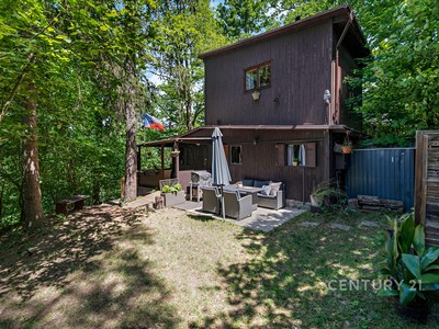 Prodej  chaty 26 m², pozemek 1 m²