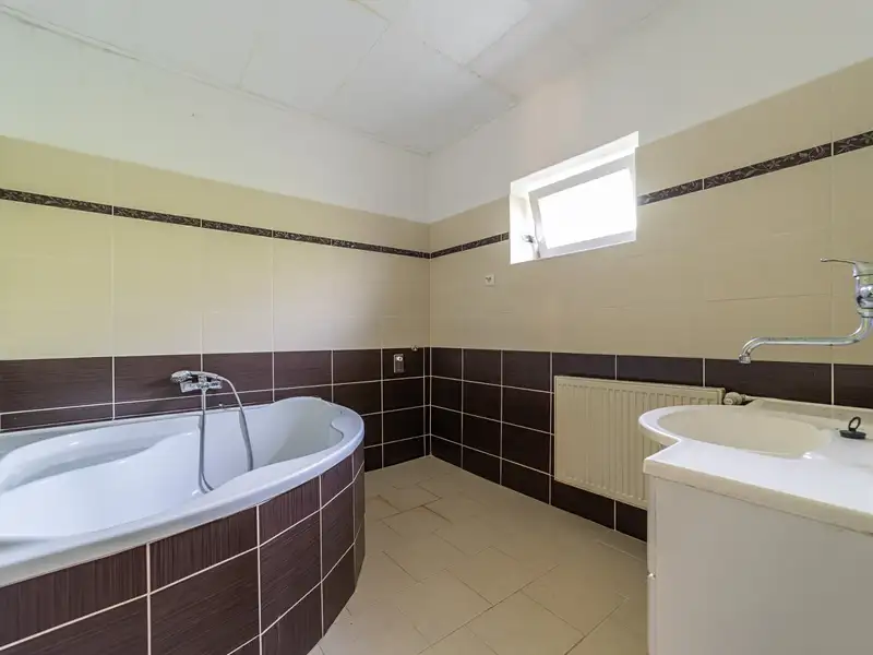 Prodej rodinného domu 170 m², pozemek 135 m², Bohdíkov – náhled fotky 3