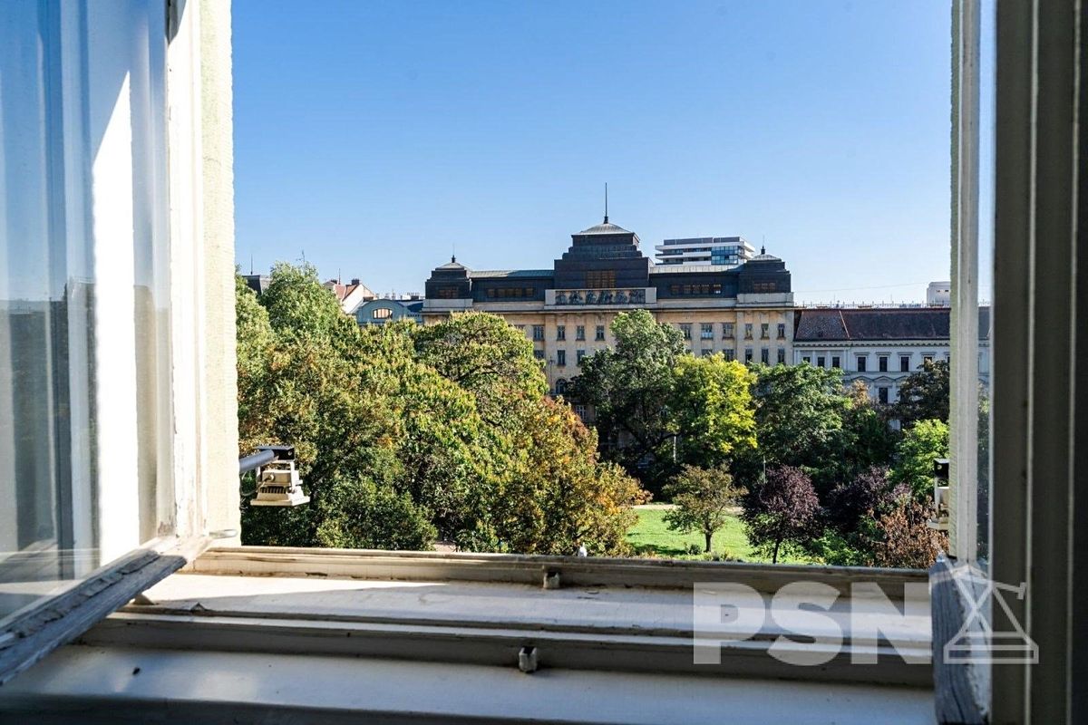 Pronájem kanceláře 50 m² – fotografie 3
