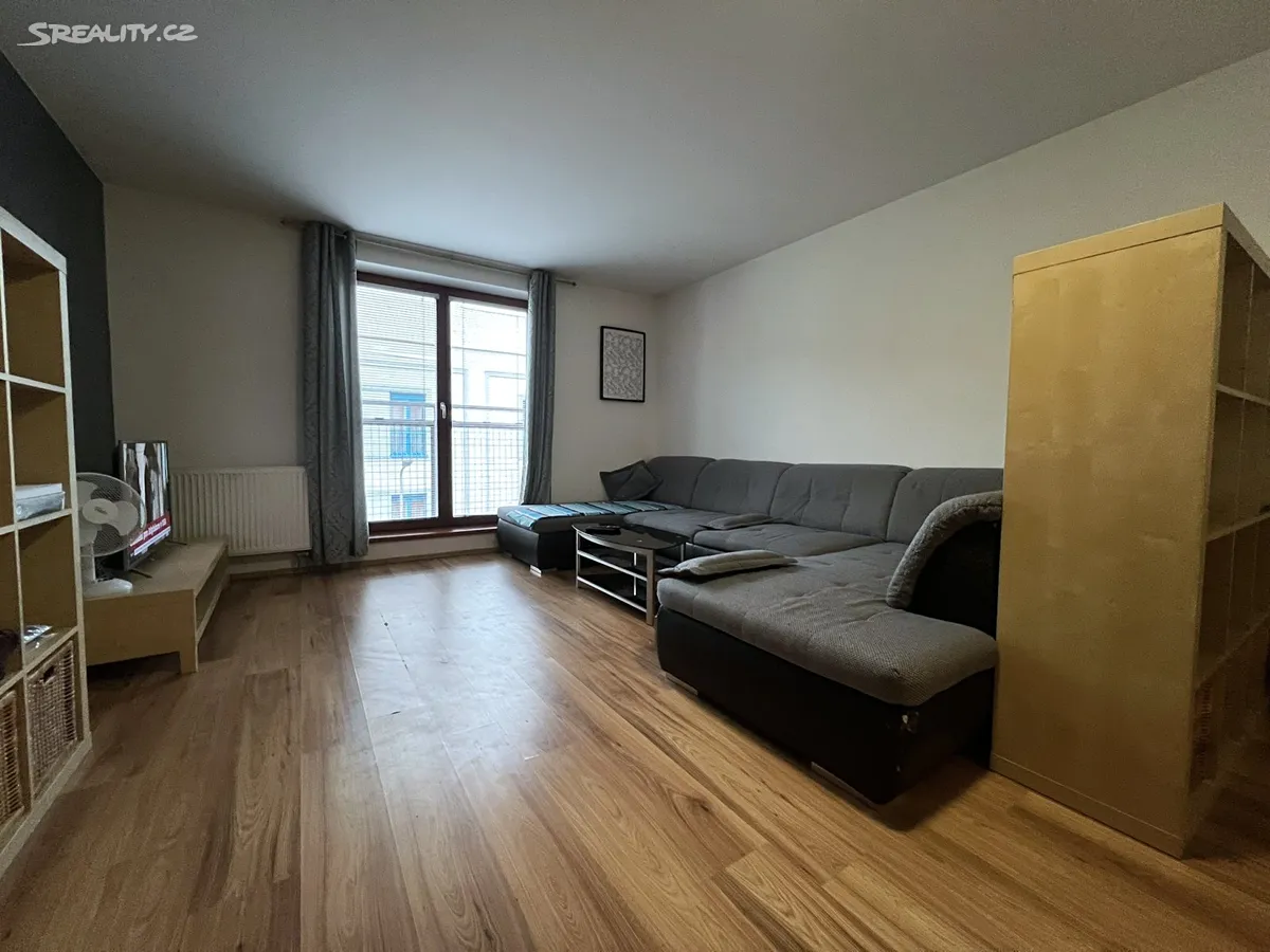 Pronájem bytu 2+kk 69 m², Pardubice