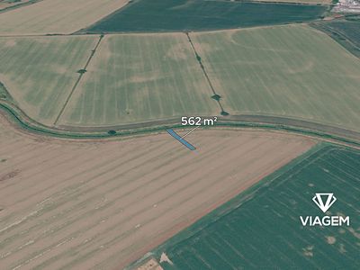Prodej pole 562 m²