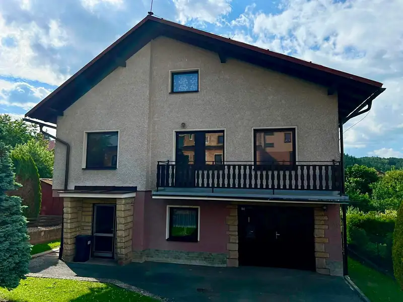 Prodej rodinného domu 165 m², pozemek 761 m², Náchod – náhled fotky 1