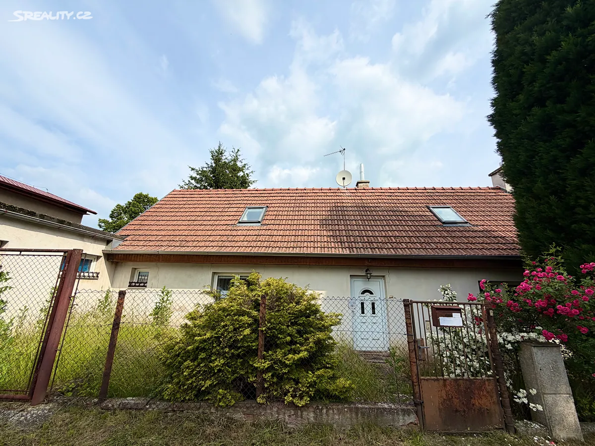 Prodej rodinného domu 120 m², pozemek 997 m², Libočany
