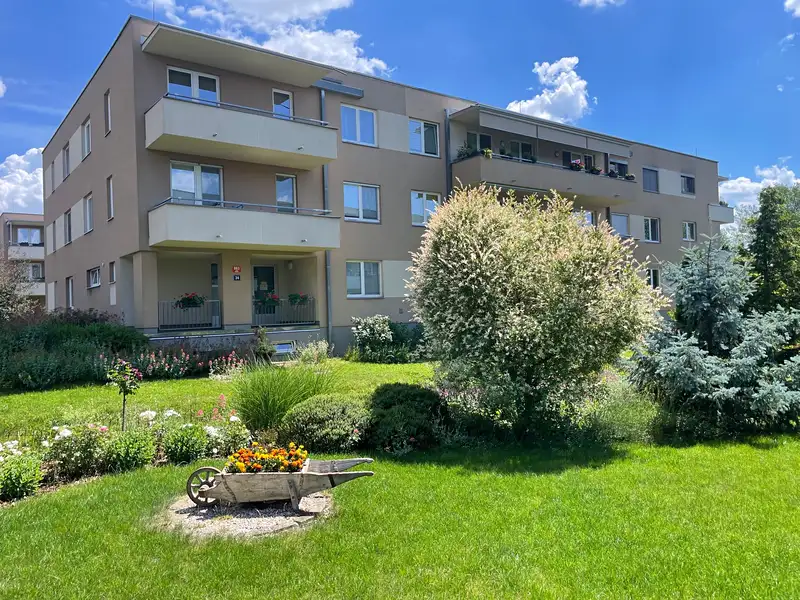 Pronájem bytu 3+kk 66 m², Praha – náhled fotky 3