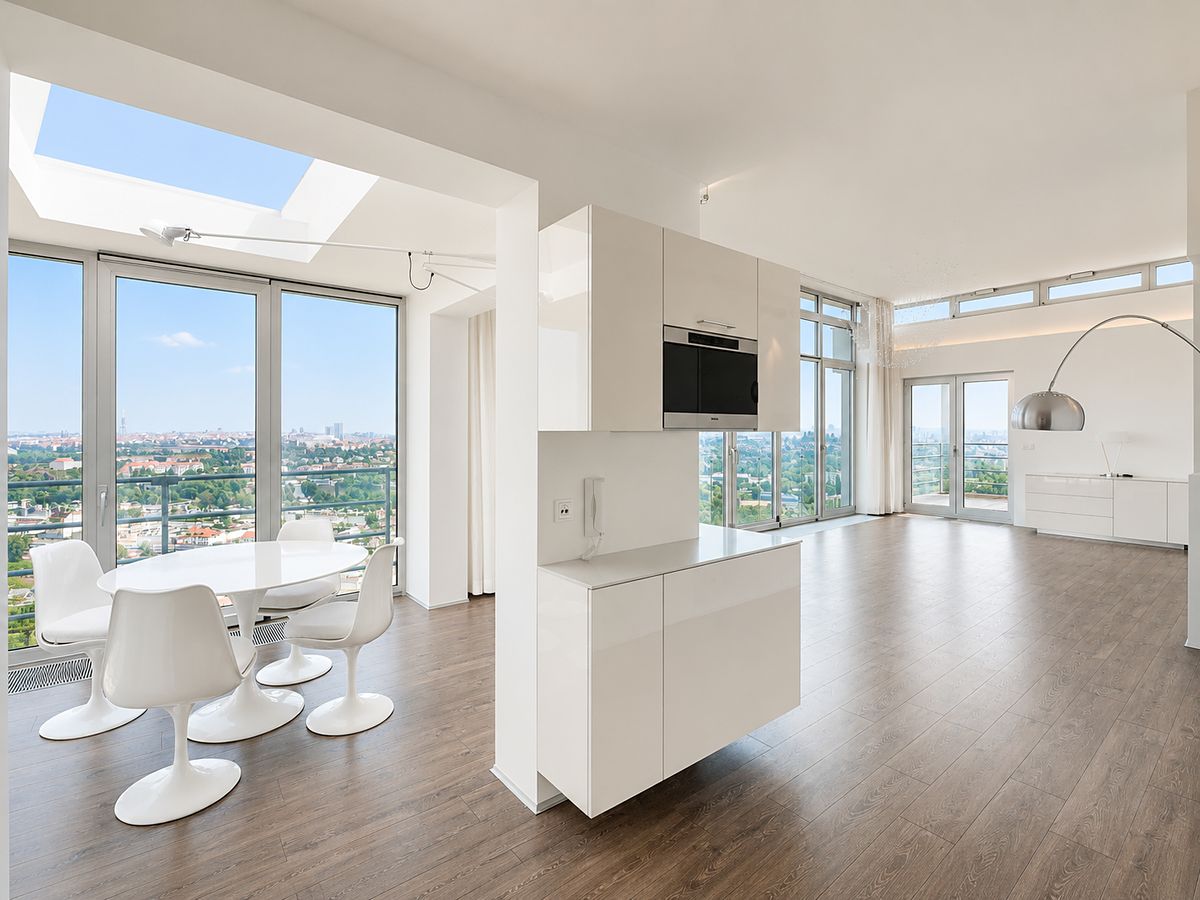 Pronájem bytu 5+kk 202 m² – fotografie 5