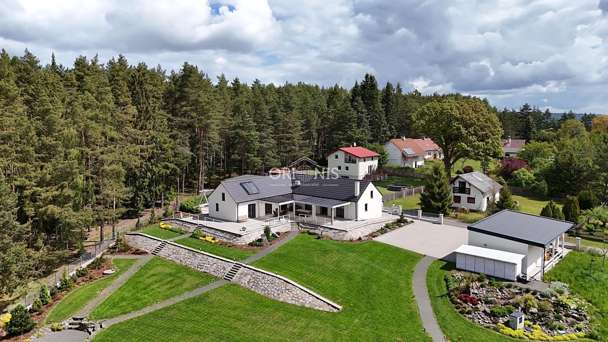 Prodej rodinného domu 160 m², pozemek 4712 m² – fotografie 2