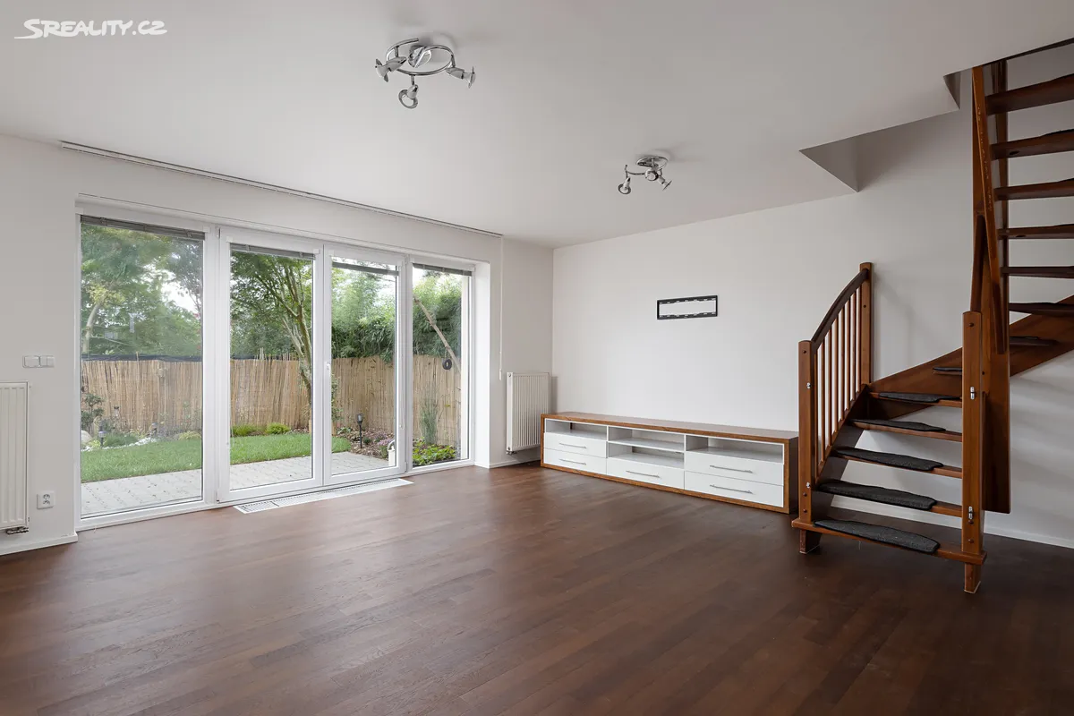 Pronájem rodinného domu 120 m², pozemek 200 m² – pohled 2