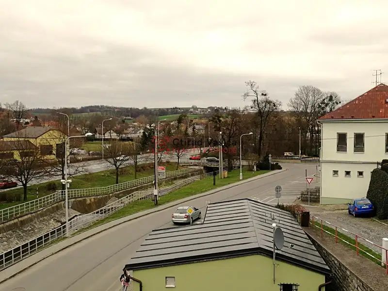 Prodej rodinného domu 300 m², pozemek 219 m², Fulnek – náhled fotky 3