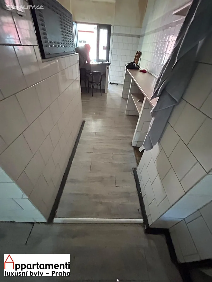 Pronájem restaurace 33 m² – pohled 3