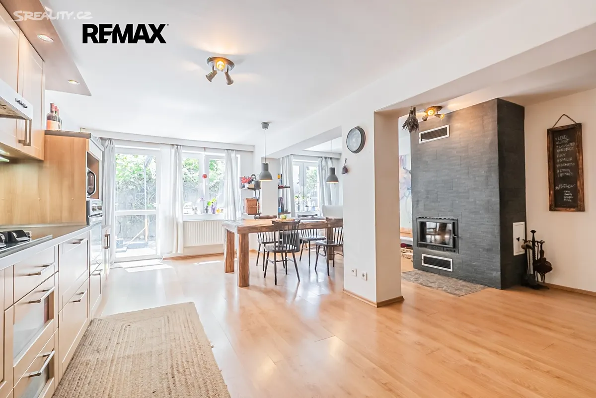 Prodej rodinného domu 190 m², pozemek 598 m² – pohled 4