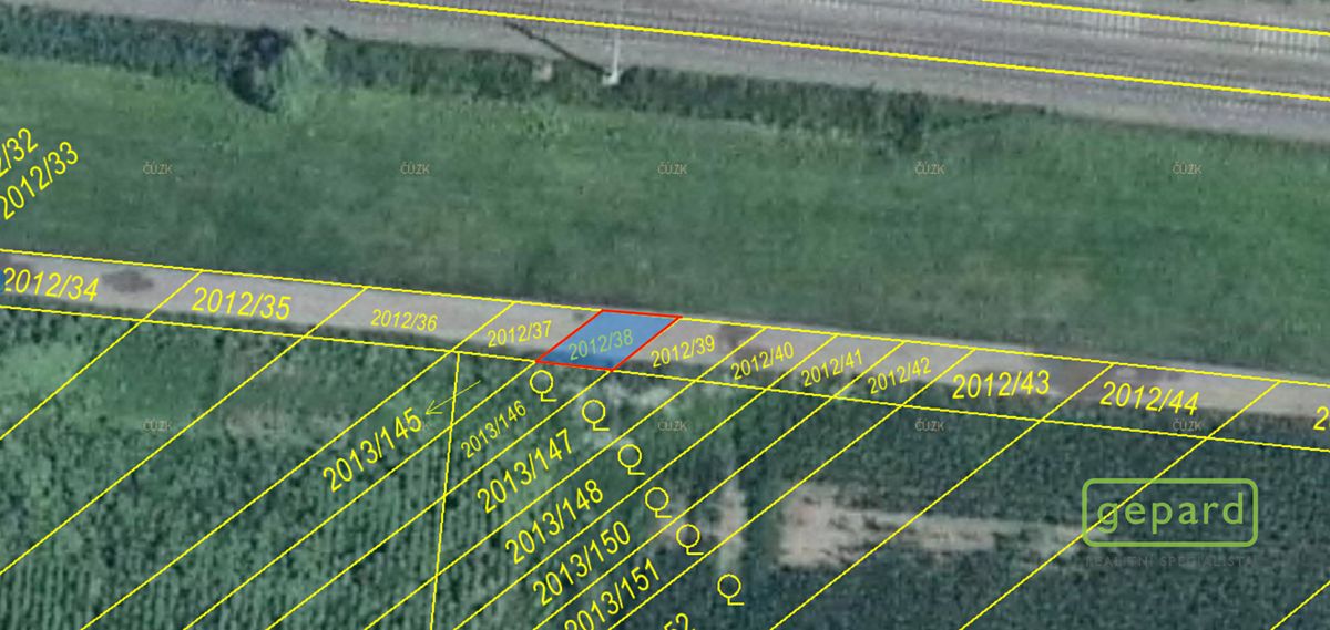 Prodej pole 370 m², Hrušky – fotka 1 z 3