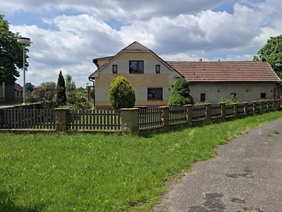 Prodej  rodinného domu 322 m², pozemek 956 m²