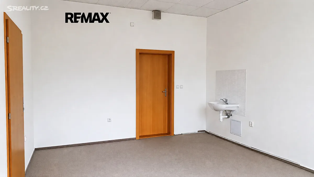 Pronájem kanceláře 22 m² – pohled 6