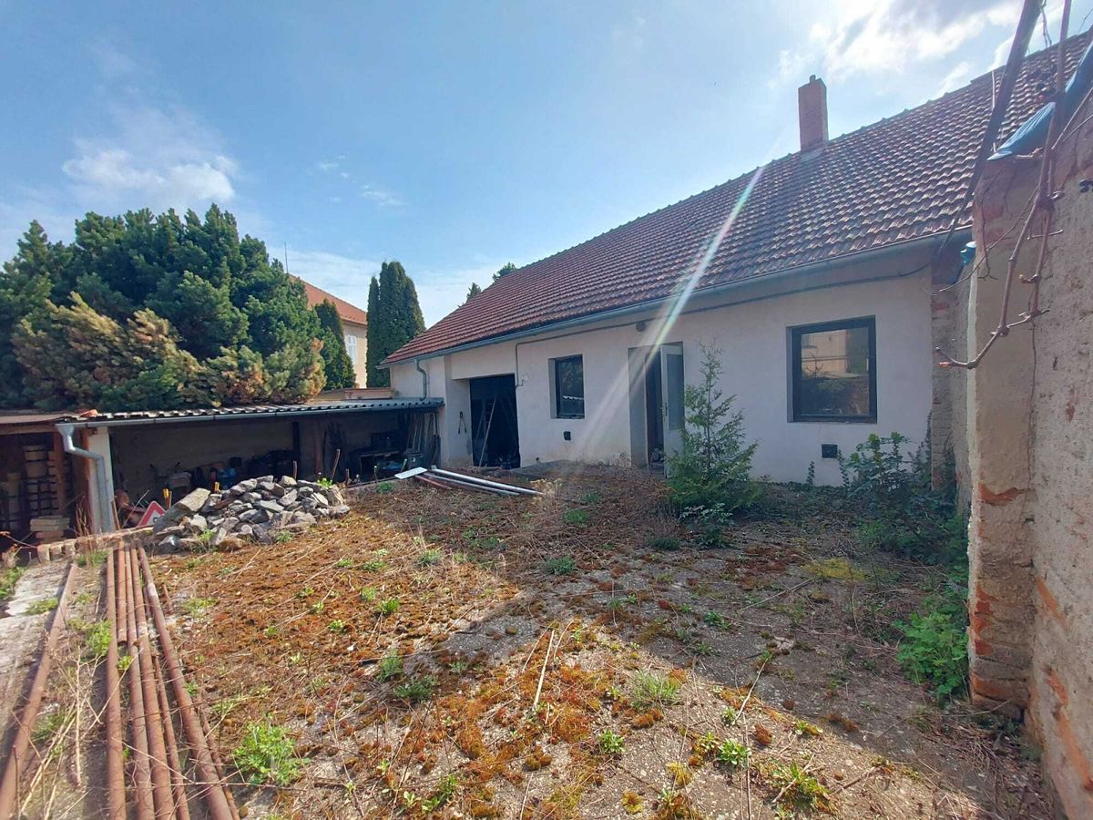 Prodej kanceláře 311 m² – fotografie 2