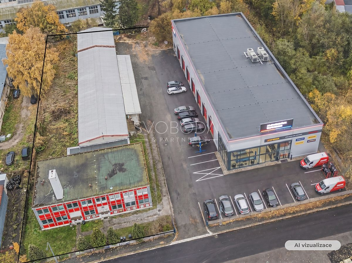 Prodej komerčního pozemku 2446 m²