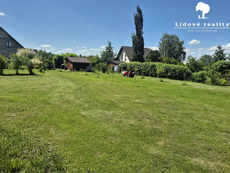 Prodej stavebního pozemku 1000 m², Třinec – náhled fotky 1