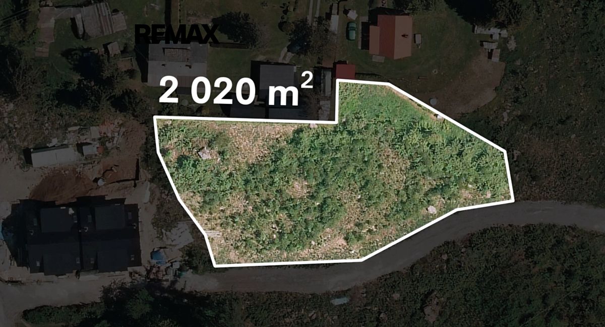 Prodej stavebního pozemku 2020 m² – fotografie 2