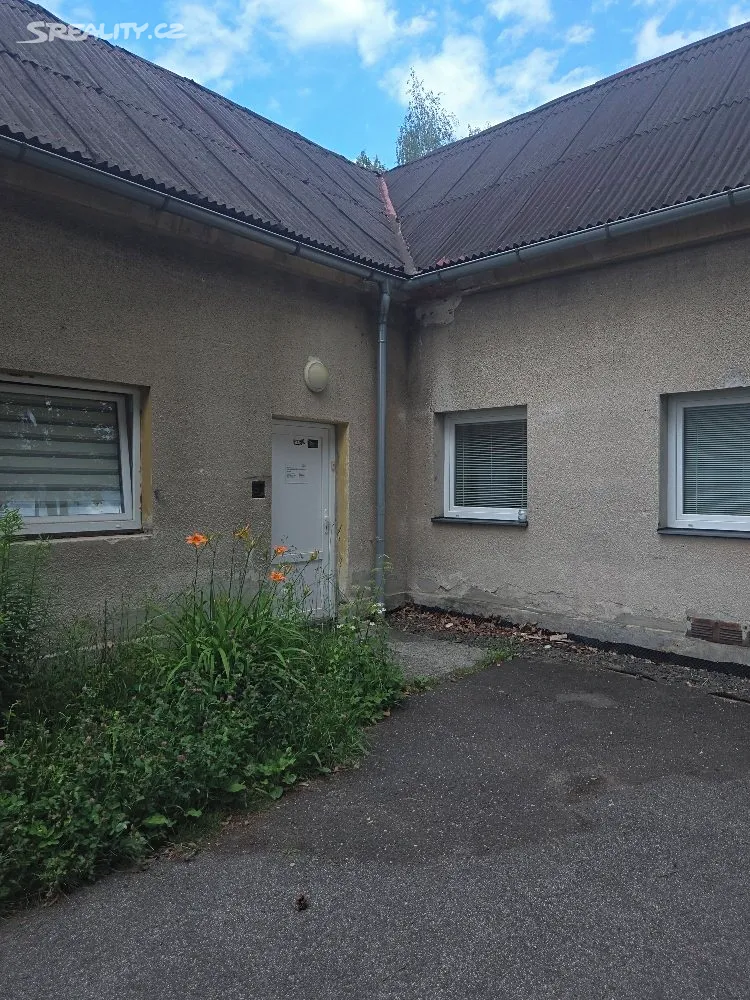 Pronájem skladového prostoru 79 m² – pohled 2
