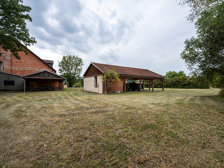 Комерційне приміщення на продаж, 852 м² (21 з 32)