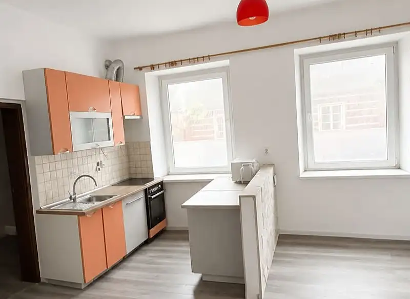 Pronájem bytu 3+kk 57 m², Červený Kostelec – náhled fotky 3