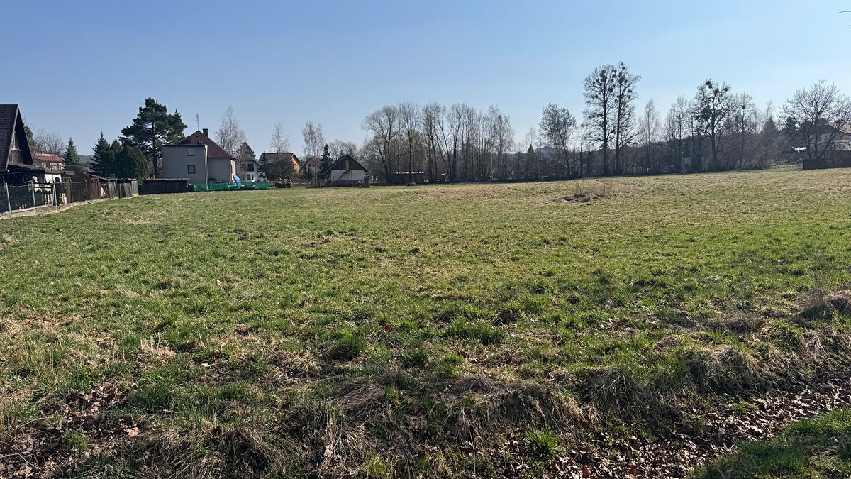 Prodej stavebního pozemku 8063 m²
