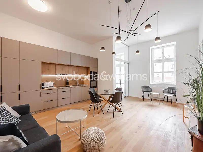 Prodej bytu 2+kk 60 m², Praha – náhled fotky 1